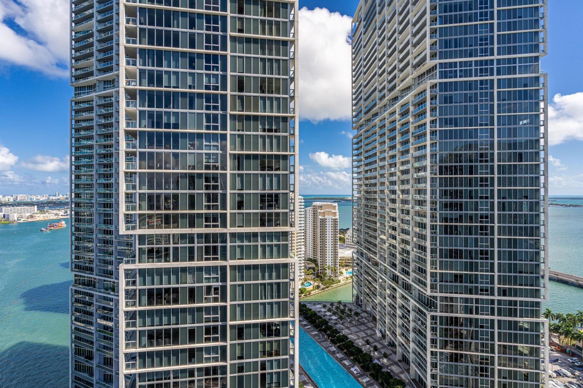 Luxurious Condo At Icon With Views Miami Kültér fotó