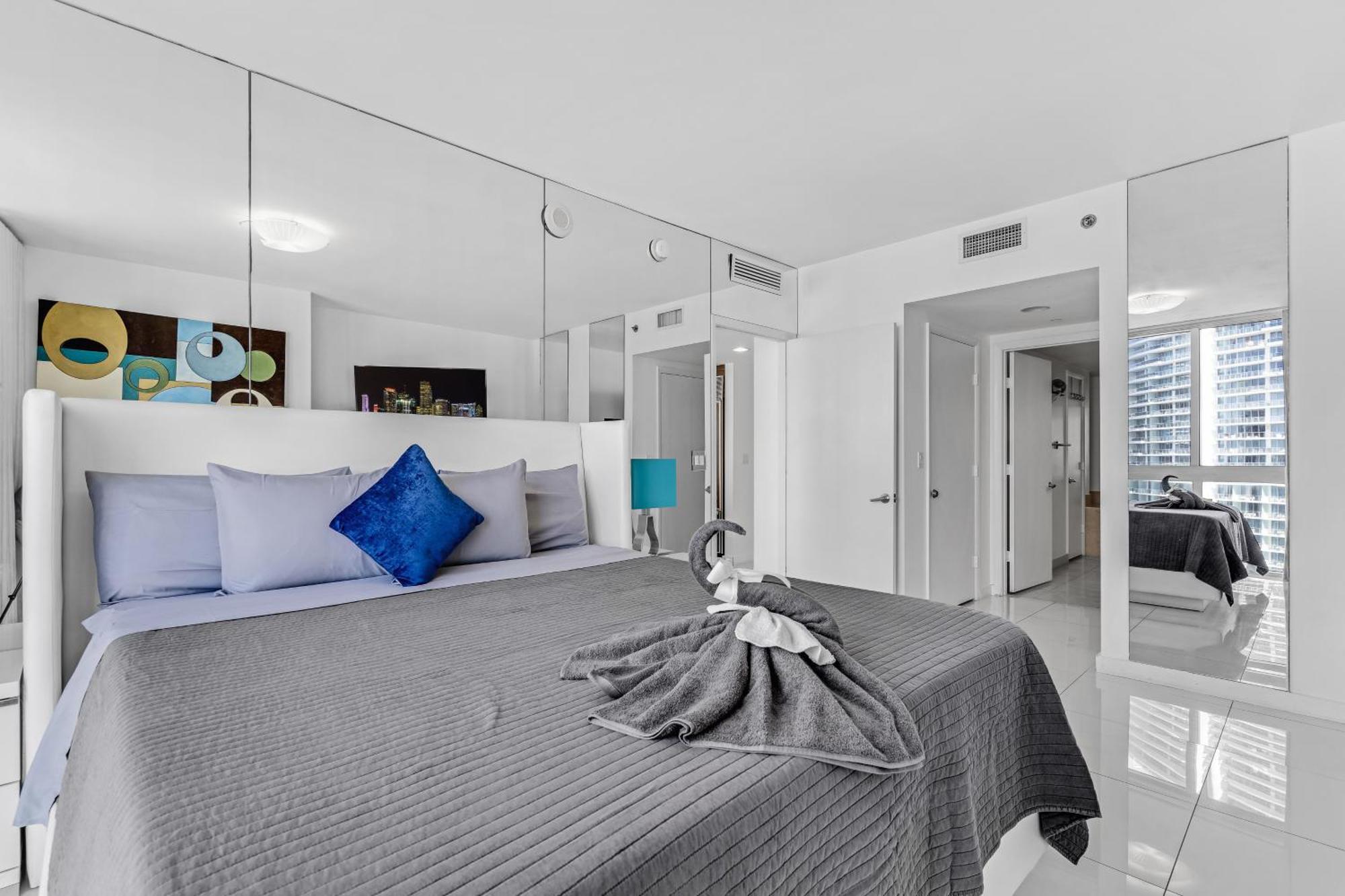 Luxurious Condo At Icon With Views Miami Kültér fotó